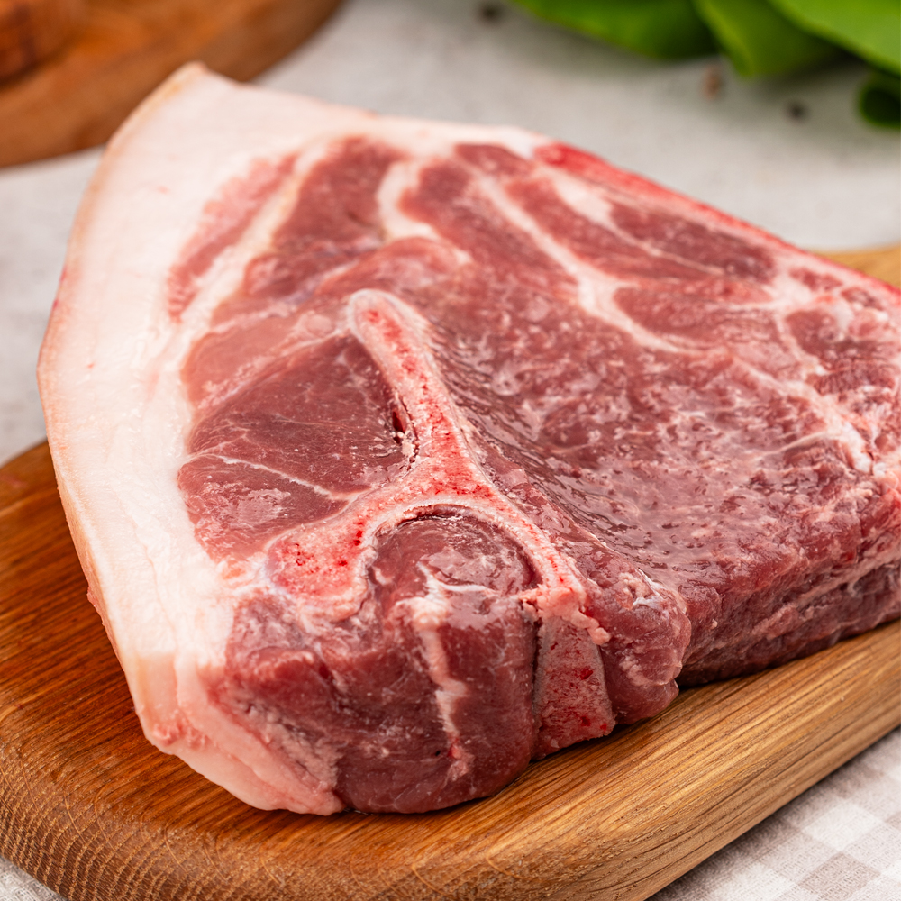 Изображение товара Шейка свиная на кости классическая - сочная и ароматная