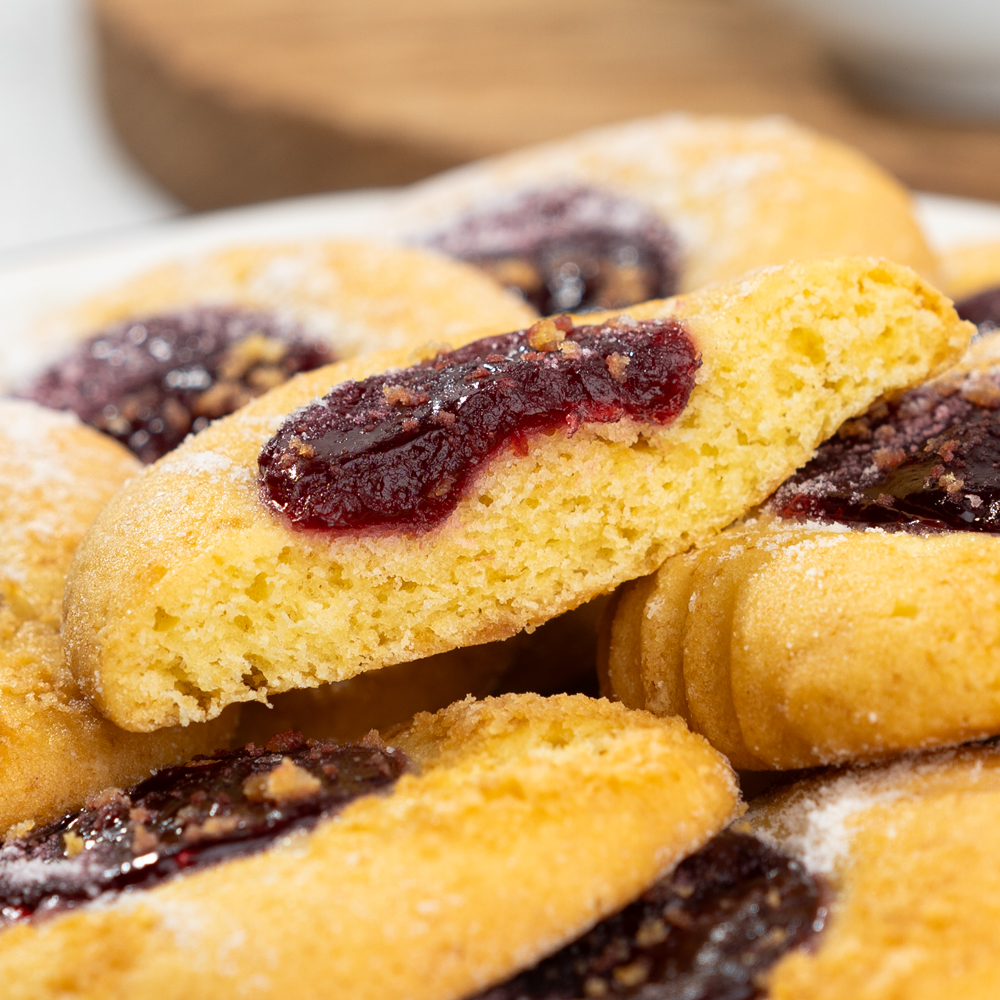 Изображение товара Печенье Бисквитное с Вишневой Начинкой 380г