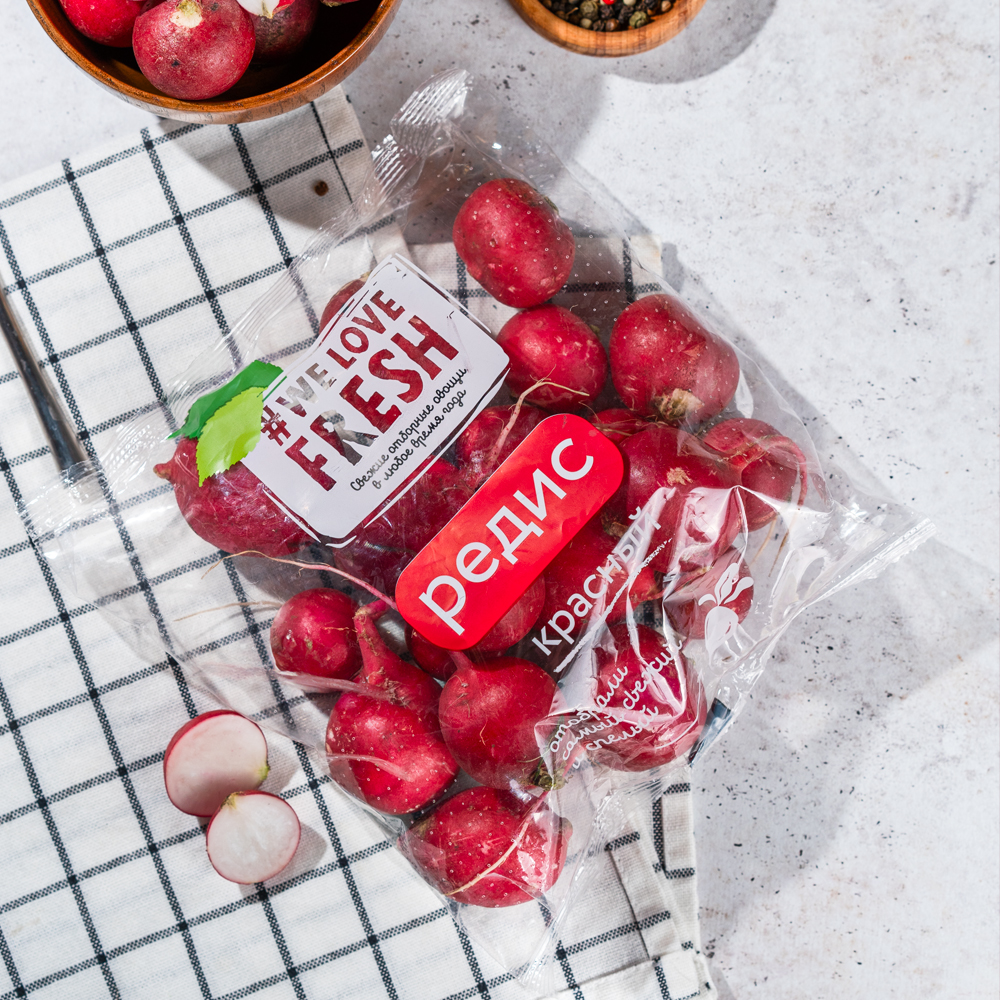 Изображение товара Редис We Love Fresh Красный 500 г — свежий корнеплод для салатов