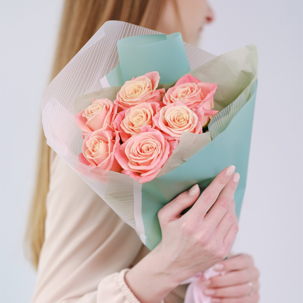 Изображение товара Букет 7 Роз Россия — свежие розы, романтика и подарок