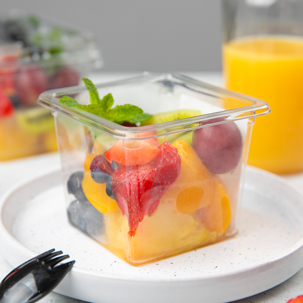 Изображение товара Салат Фруктовый с Голубикой — фруктовый микс с мятной ноткой