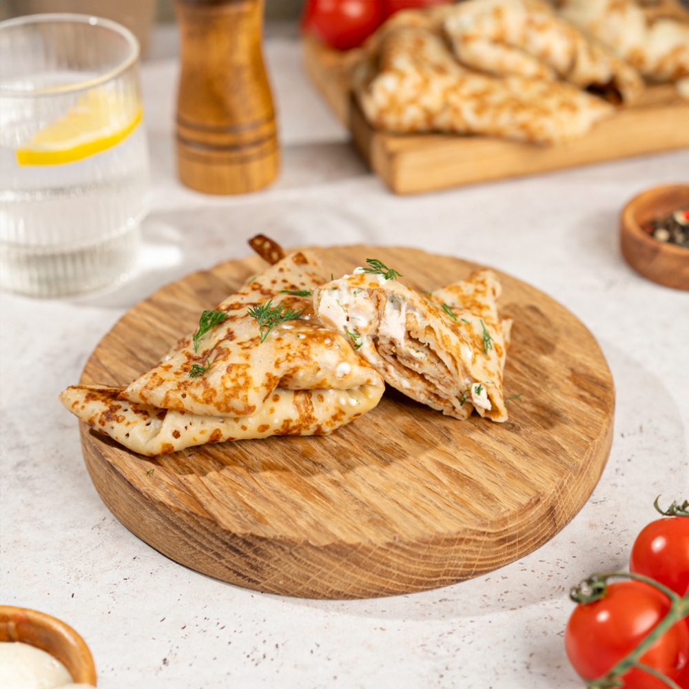 Изображение товара Блинчики с куриной грудкой и сыром — готовый перекус, 24 ч