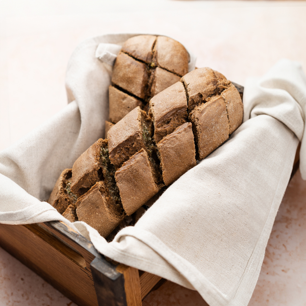 Изображение товара Шале Ржаной багет с чесноком 140 г — ароматная закуска